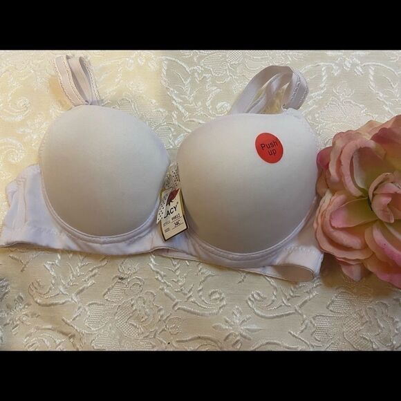 🛍️Women’s Lacy underwire Padded push up  Super sexy Bra … Sizes Various ✨🌺 - Picture 1 of 7
